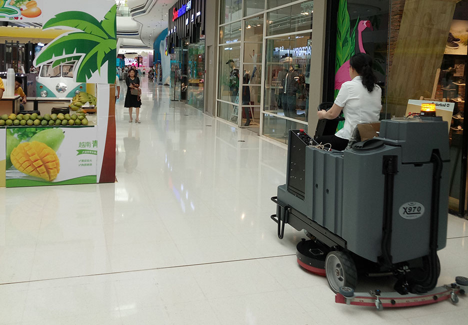 江西大型清潔設(shè)備多功能洗地機和電動<a href=http://m.tejiahome.com target=_blank class=infotextkey>掃地車生產(chǎn)廠</a>
